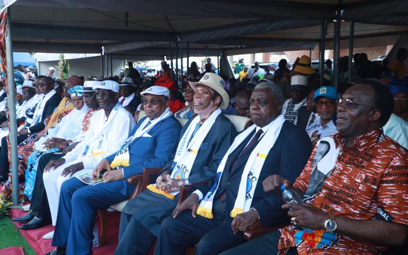Meeting de lancement de la campagne du RDPC, le samedi, 27 septembre 2025 à l'esplanade de l'hôtel de Ville de Yaoundé
