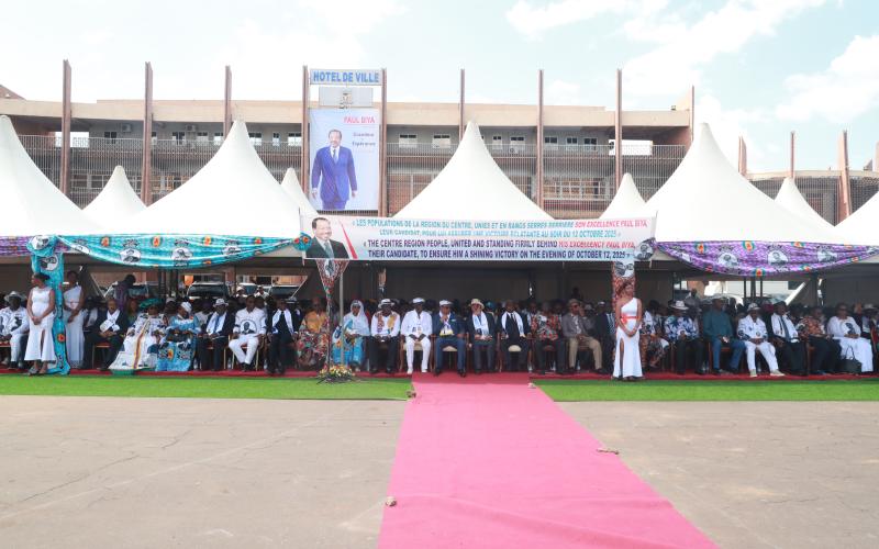 Meeting de lancement de la campagne du RDPC, le samedi, 27 septembre 2025 à l'esplanade de l'hôtel de Ville de Yaoundé