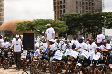 Trade Unions of the Transport and Motorcycle Riders Sector Endorse President-Candidate Paul BIYA 